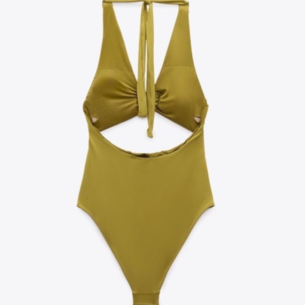 Michael Kors Women's Halter-Neck One-Piece O-Ring Swimsuit NWT Size 10
